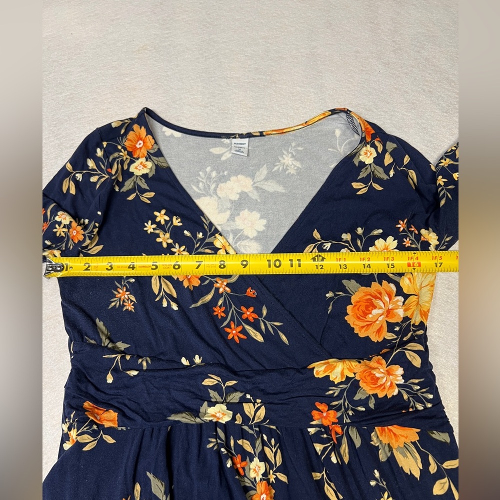 NWOT Old Navy Women’s M Maternity Swing Dress Blue Yellow Floral Knit Long Slv - Picture 6 of 6